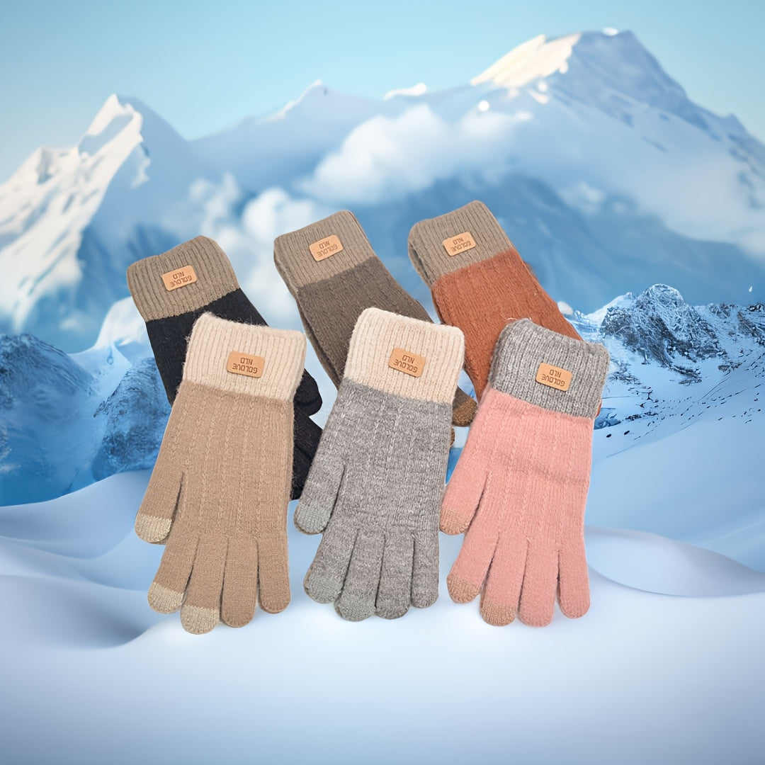 Touchscreen-Compatible Winter Gloves