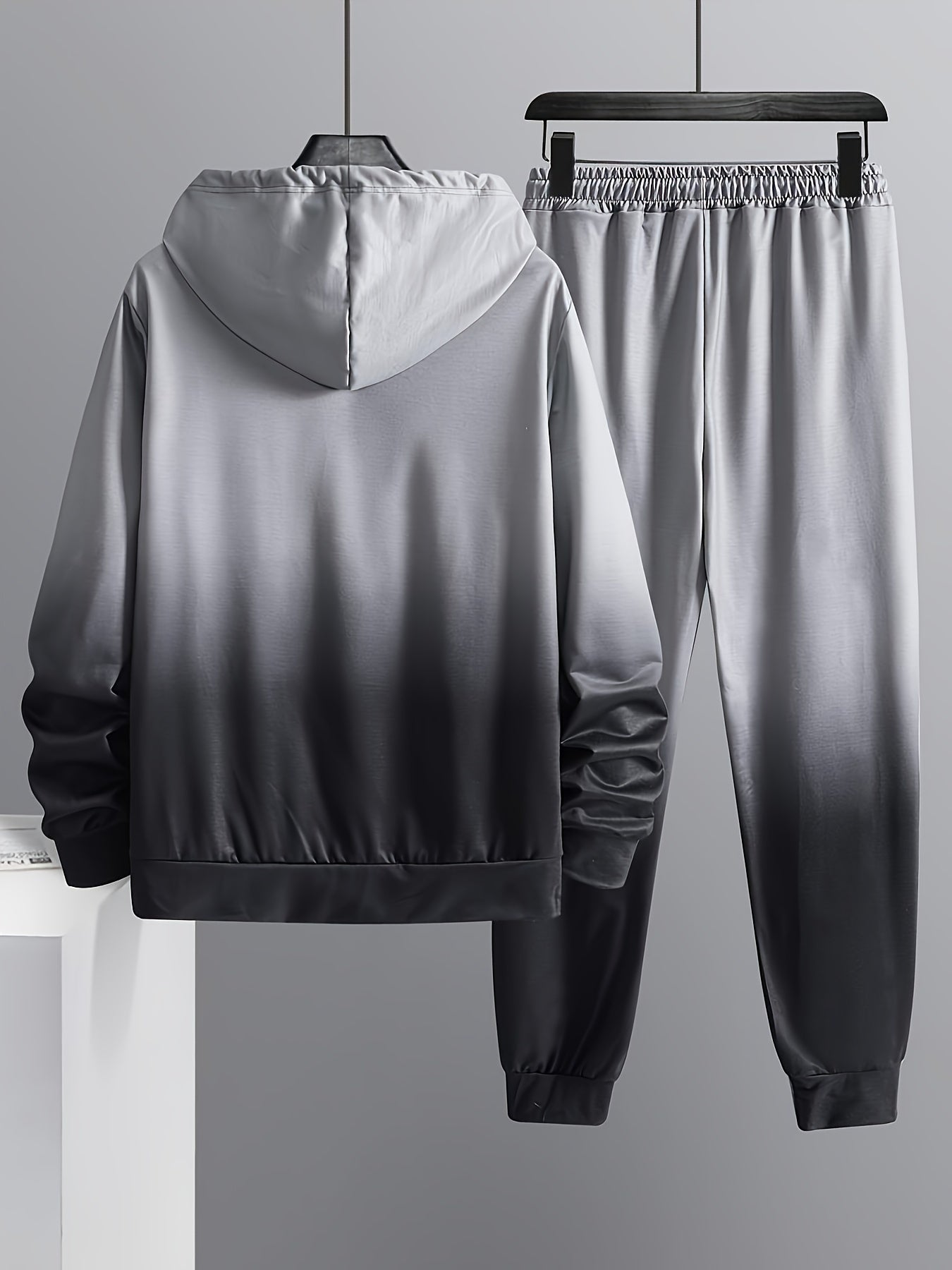 2pcs Men's Retro Solid Color Gradient Hoodie and Sweatpants Suit